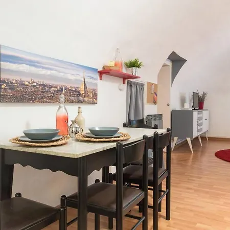 Cozy Santa Chiara Apartment