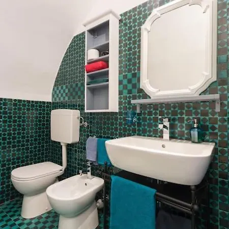 Cozy Santa Chiara Apartment